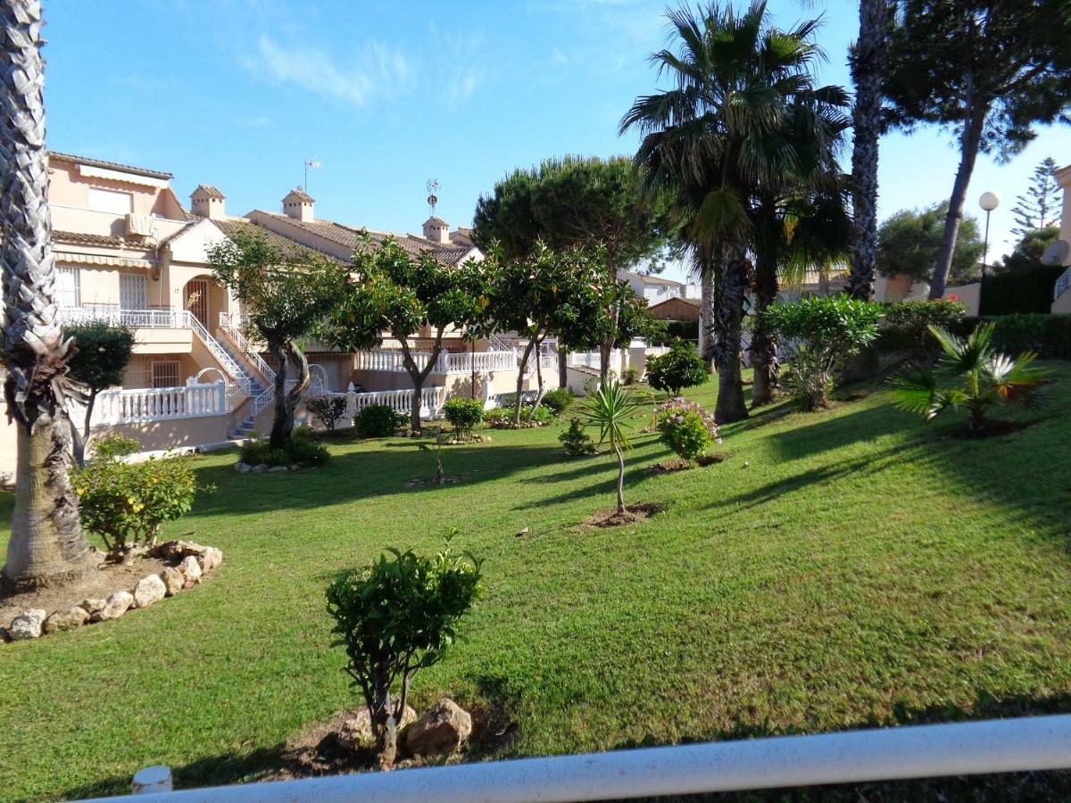 Residencial Torrealmar Con Vistas Apartment Torrevieja Bagian luar foto
